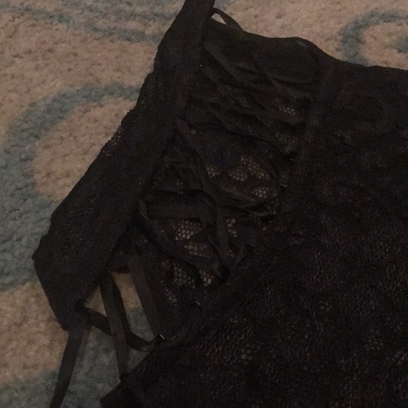 FREDERICK’S of HOLLYWOOD Lace Undie and Tie-Top 🕷 - Picture 7 of 13